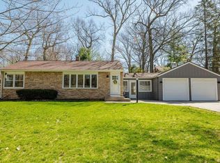 1418 N 123rd St, Wauwatosa, WI