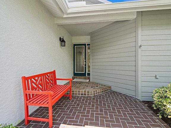 5th image of 15810 San Antonio Ct