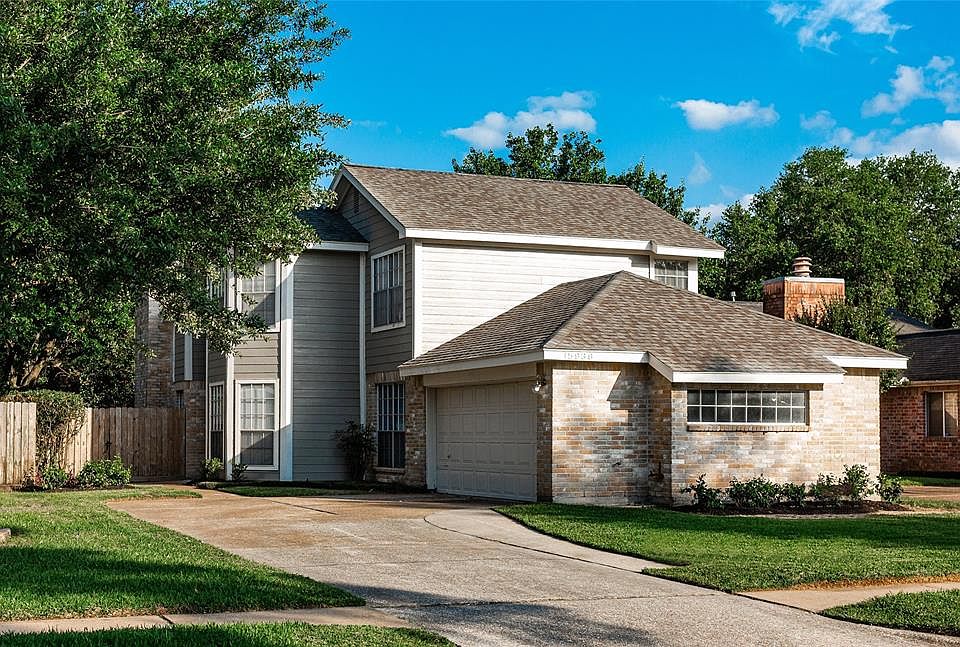 1st image of 15939 Oak Mountain Dr