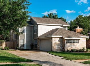 15939 Oak Mountain Dr, Houston, TX 77095
