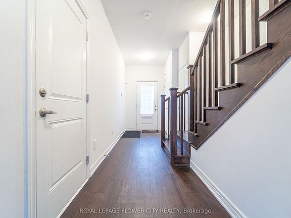 4th image of 413 E 16th St