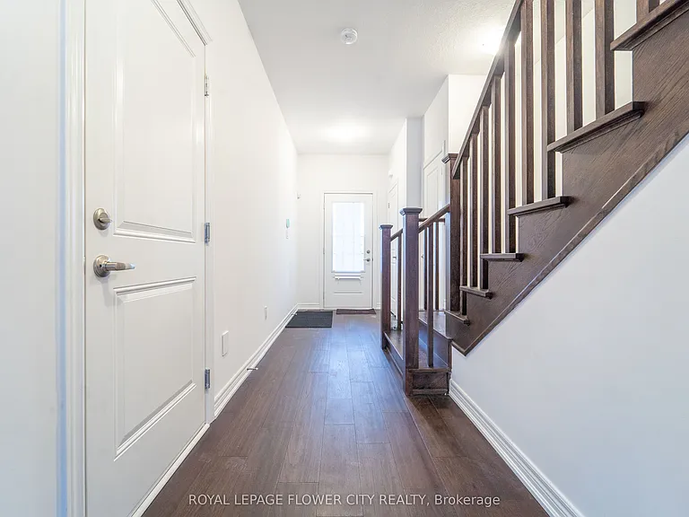413 E 16th St — Photo 4