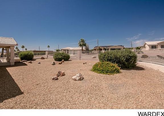 4th image of 3898 Comet Dr