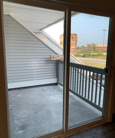 8331 W Northridge Ct — Photo 2