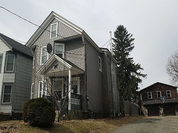 2nd image of 84 Woodside Ave