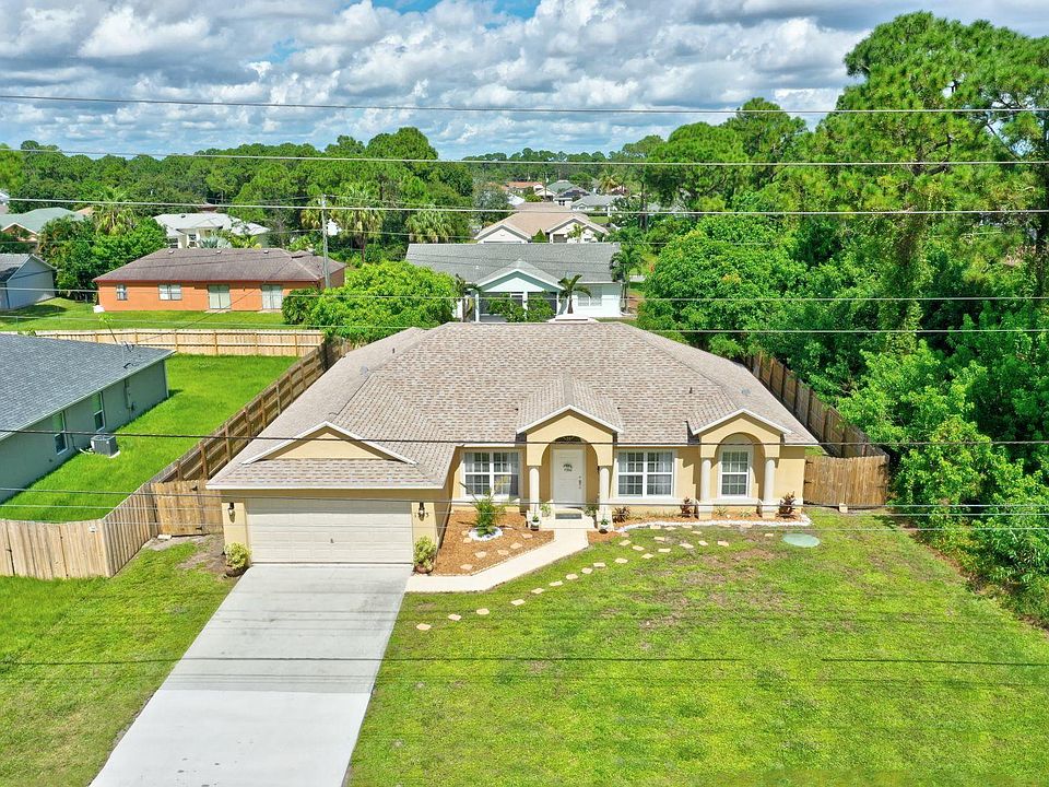 1st image of 1333 SW Paar Dr