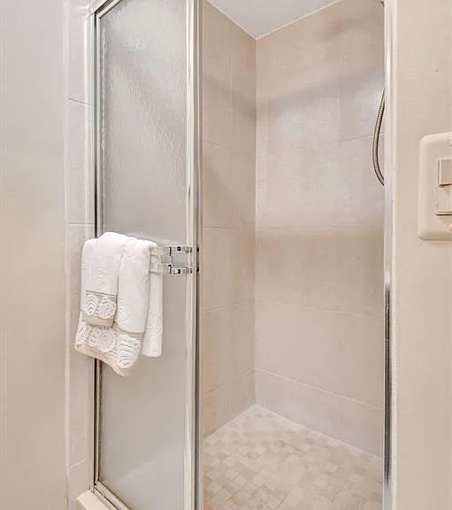 595 Normandy Ln #M — Photo 12