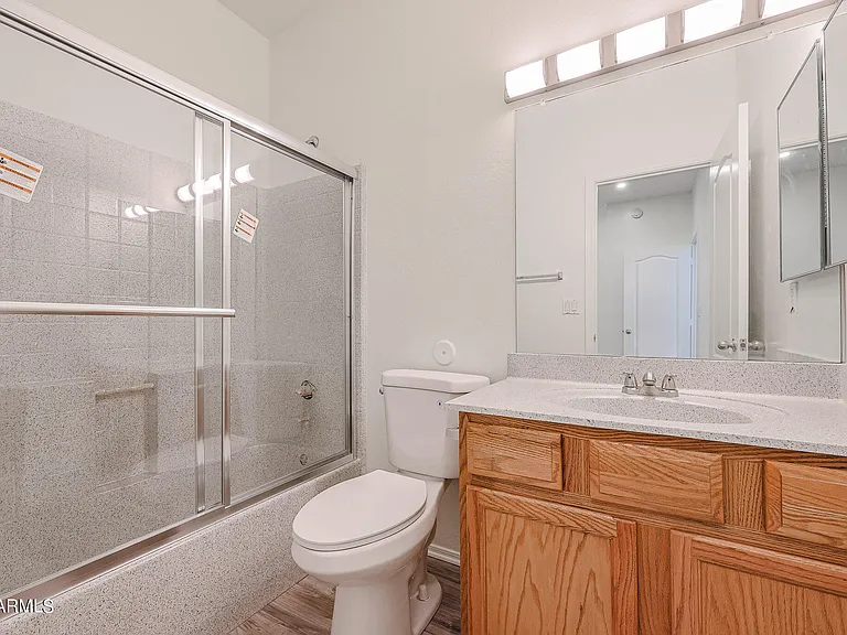 8940 W Olive Ave #70 — Photo 17