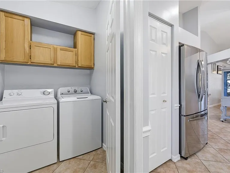 5778 Greenwood Cir — Photo 14