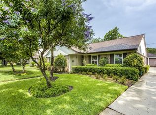 8419 Carvel Ln, Houston, TX 77036