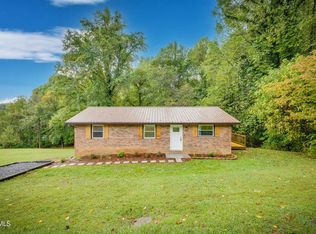 648 Spring Valley Cir, Gate City, VA 24251