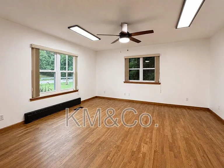 535 Elm St #1 — Photo 16