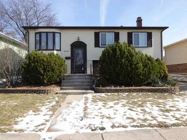 19917 Orchard Ave, Lynwood, IL 60411