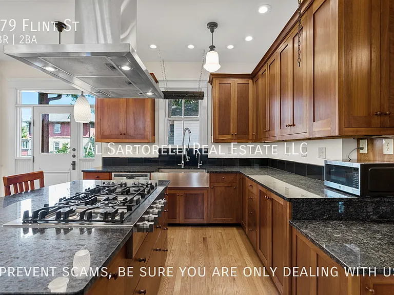 179 Flint St — Photo 8