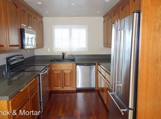 520 NE 112th St APT 1, Seattle, WA 98125