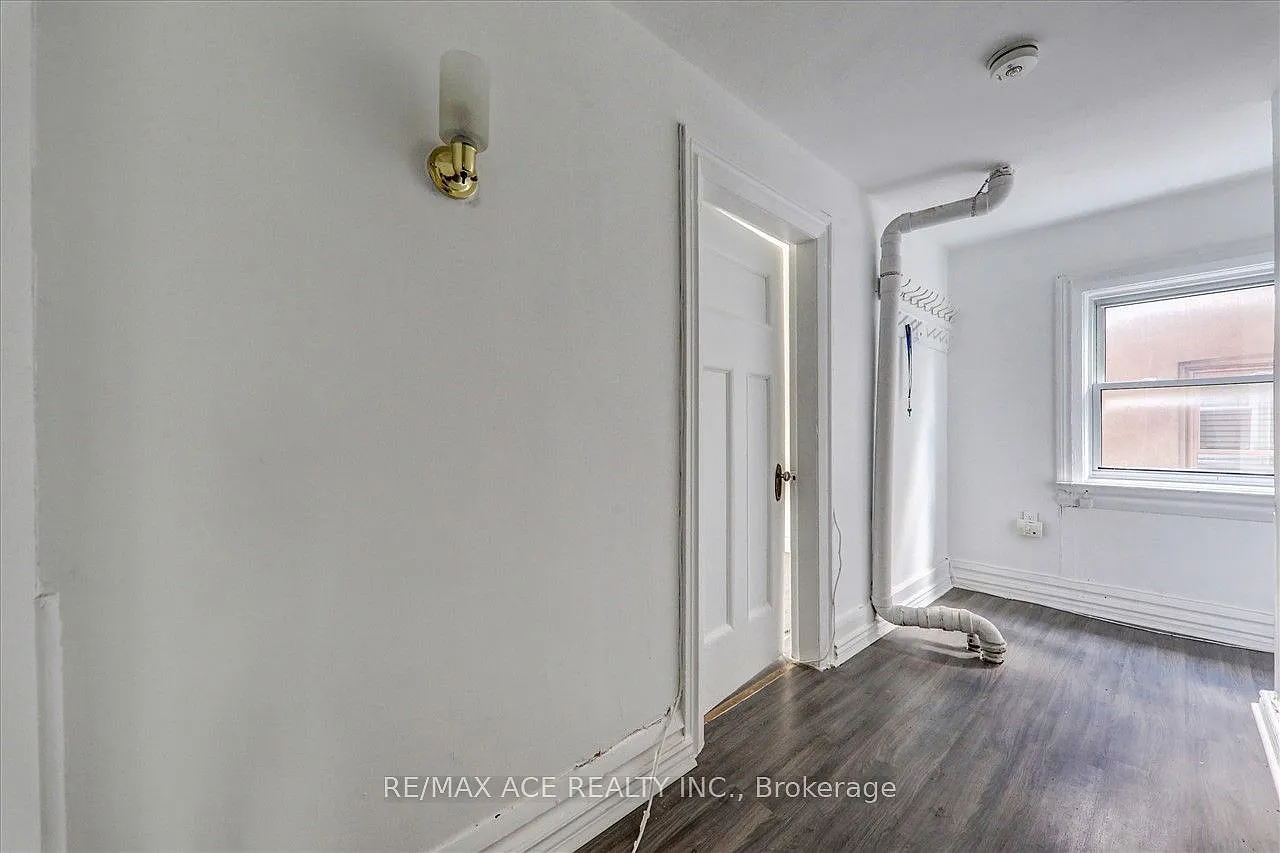 2 bed, $2,600 — Photo 3