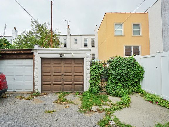 4th image of 235 Bay 11 St