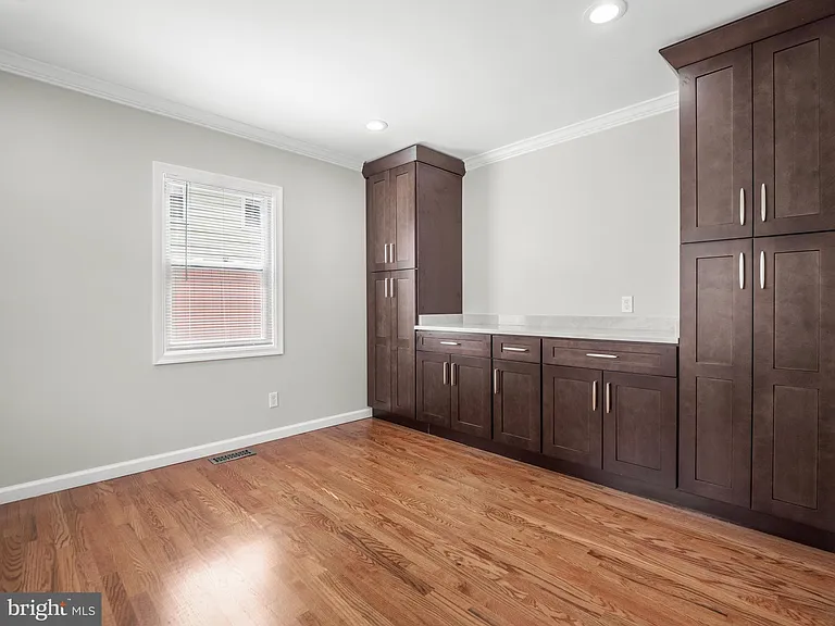 14204 Woodcrest Dr — Photo 23