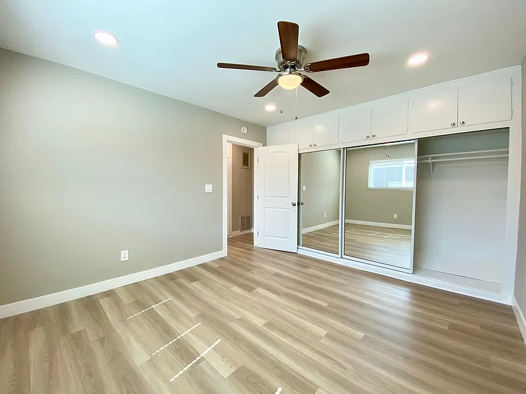 455 W Dryden St — Photo 11