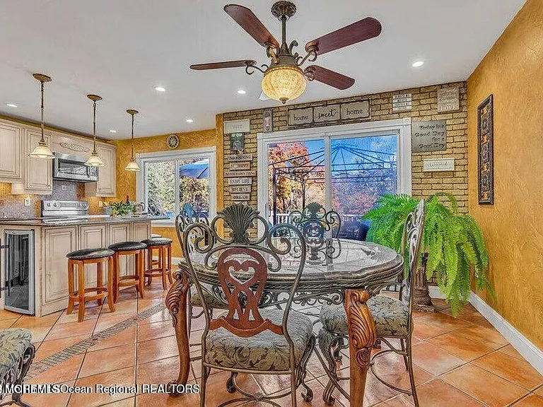 541 Frank Applegate Rd — Photo 13