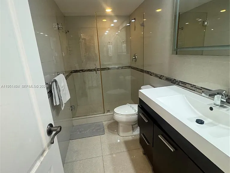 19370 Collins Ave #1427 — Photo 18