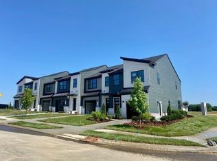 1132 Riverbrook Dr #328D, Gallatin, TN 37066
