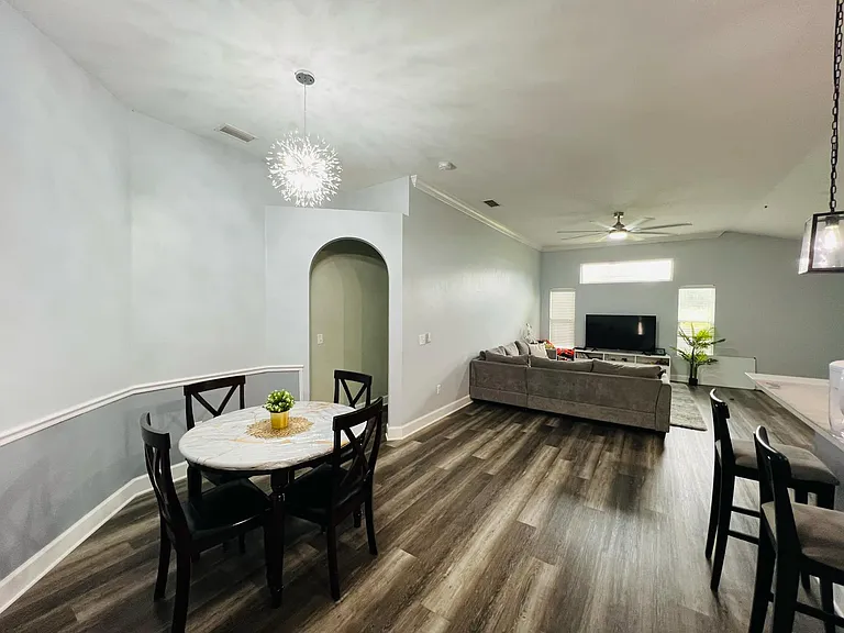 3602 NW 55th Ln #3 — Photo 5