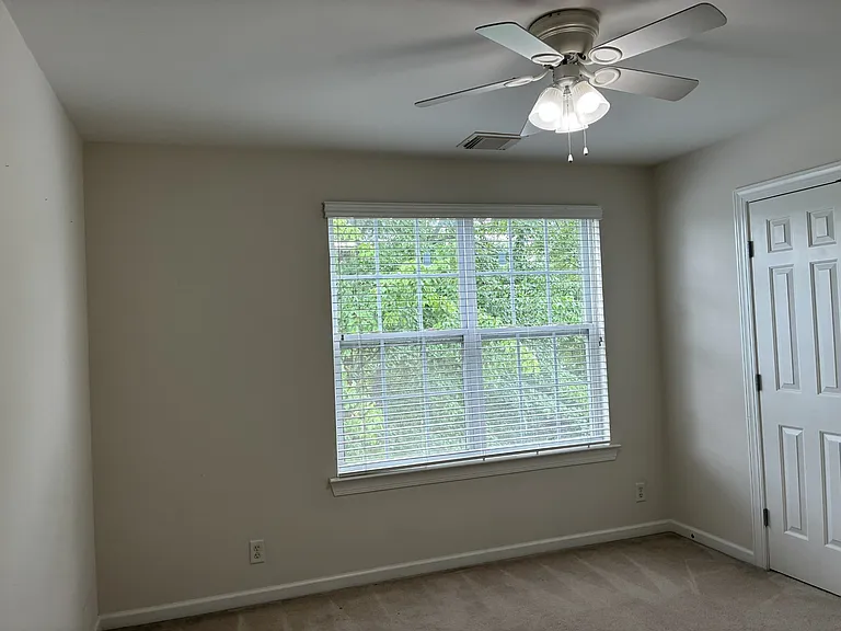 808 Pisgah Park — Photo 21