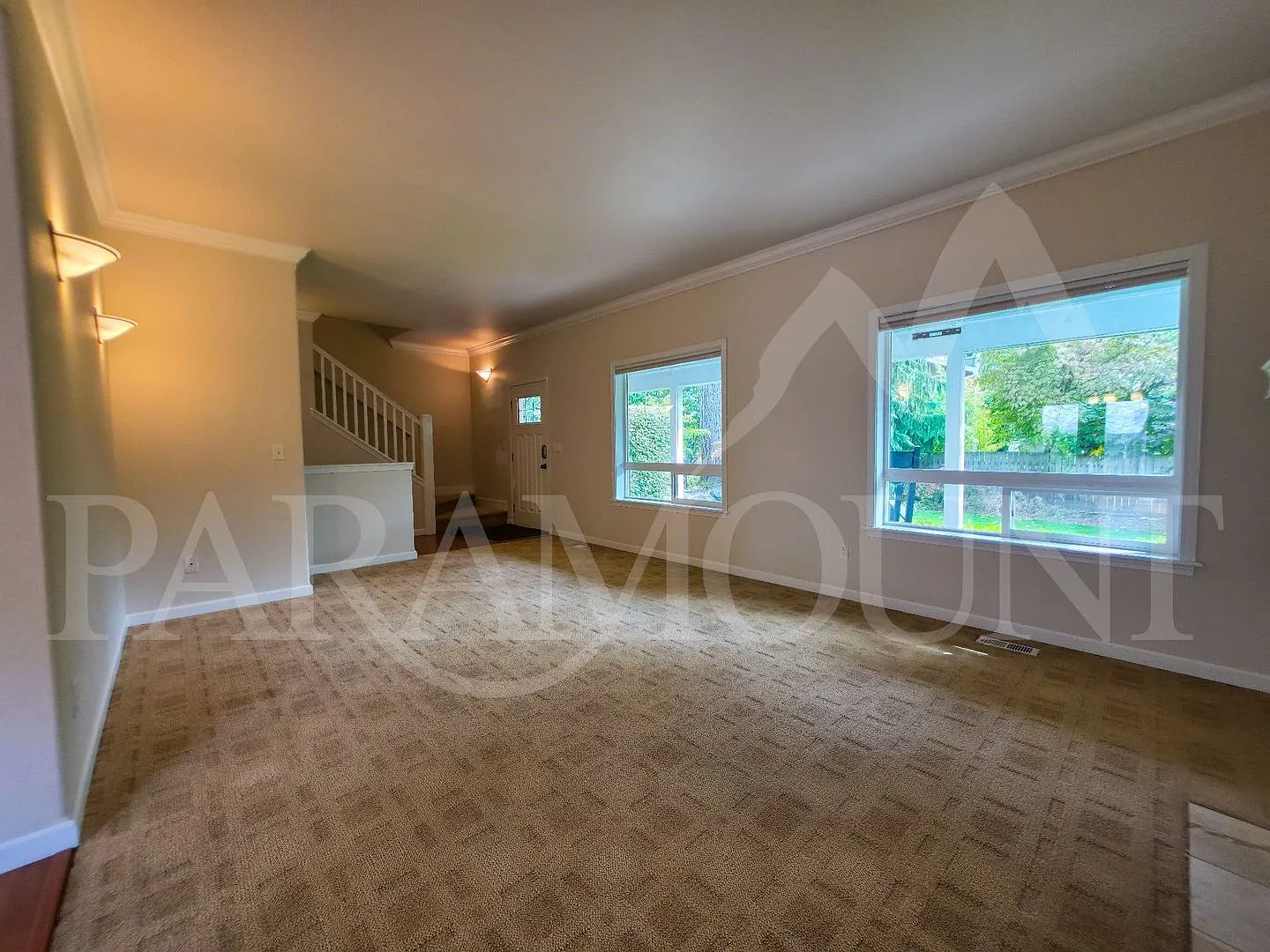 3-Bed w/2-Car Garage in Belfair — Photo 2
