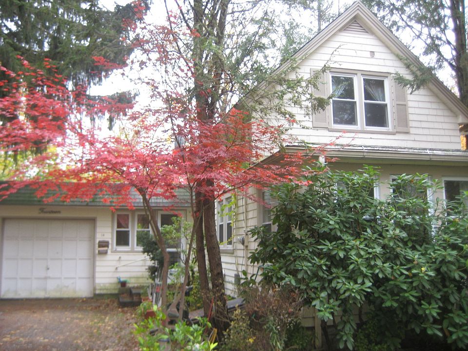 1st image of 14 Elm Pl