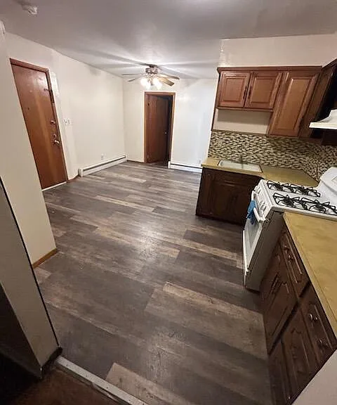 87 Jewell St #1F — Photo 2