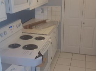 402 S Market St #9, Scottsboro, AL 35768
