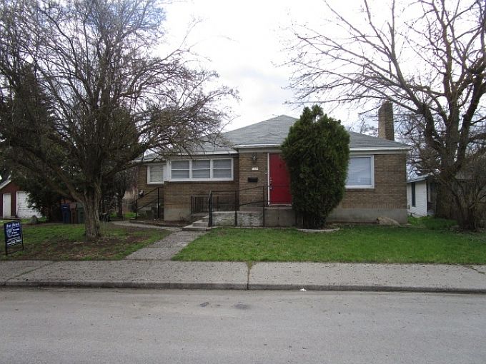 1st image of 1224 E Illinois Ave