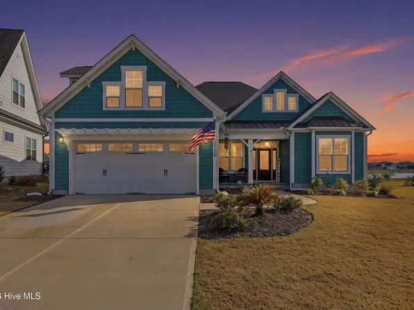 566 Moss Lake Lane, Holly Ridge, NC 28445