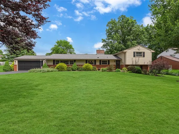 101 Appletree Dr, Beaver, PA 15009