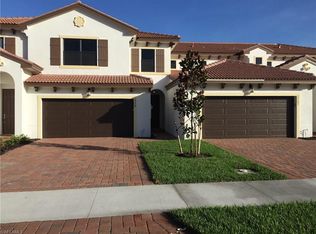 7746 Bristol Cir, Naples, FL 34120