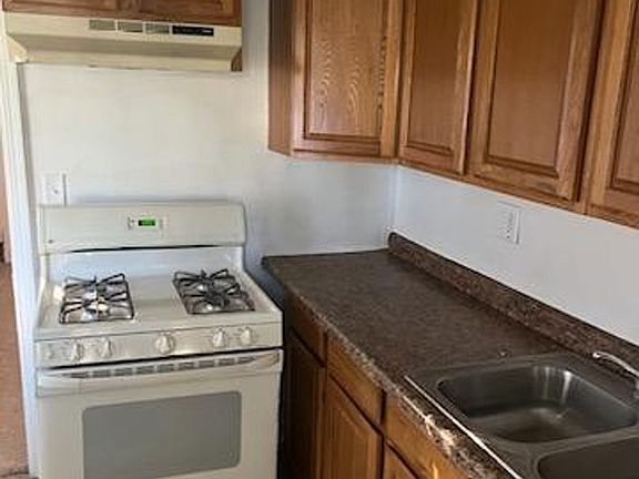 5th image of 1107 Furman St