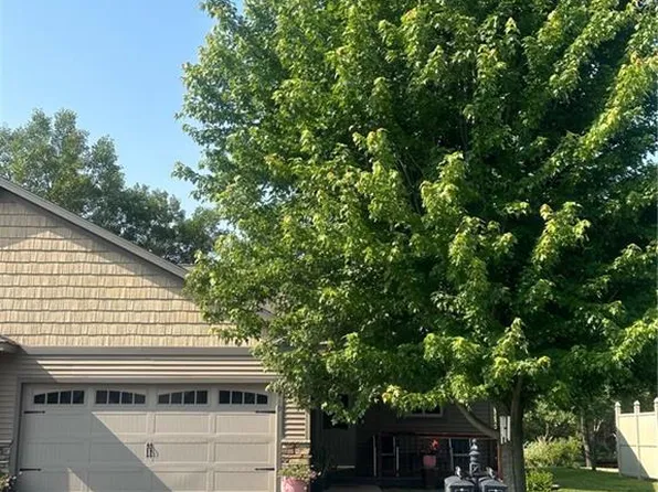 2419 Lake Court, Altoona, WI 54720