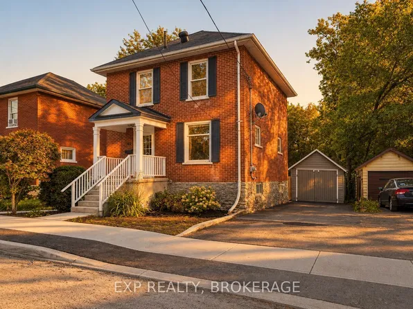 47 Henry St, Belleville, ON K8P 1N4