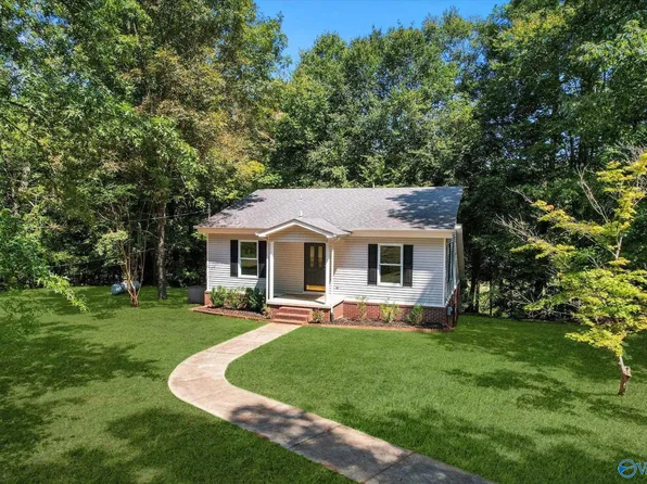 193 Poplar Springs Dr, Rogersville, AL 35652