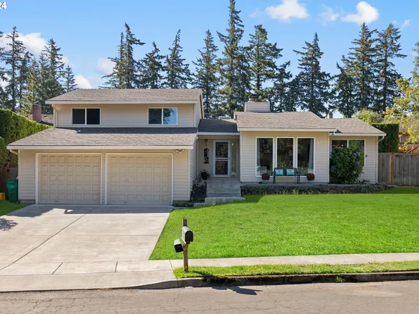 15644 NE Stanton St, Portland, OR 97230