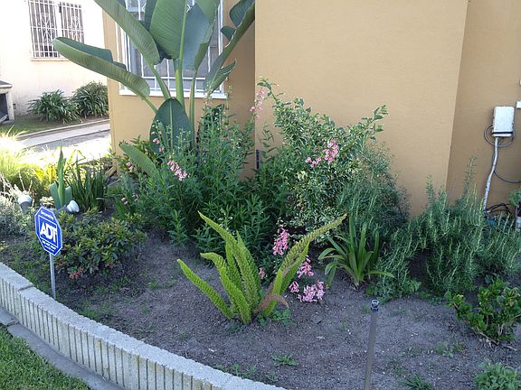 3rd image of 4015 Degnan Blvd