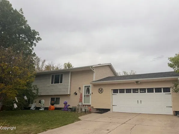 1204 W 5th Ave, Gillette, WY 82716