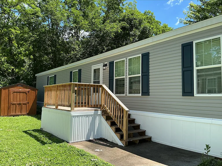 24150 Veterans Rd #73 — Photo 11