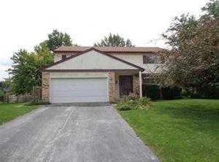 5693 Heatherbank Rd, Toledo, OH 43614