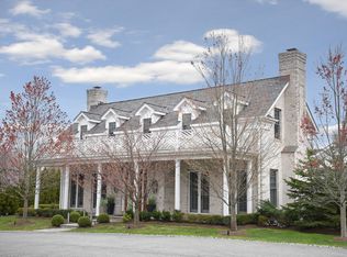 2 Club Way, New Rochelle, NY 10804