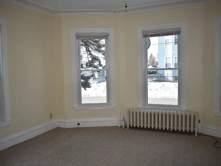 52 Howe St #1 — Photo 6