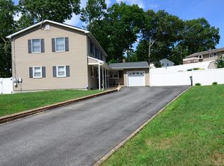 22 Cypress Rd, Toms River, NJ 08753