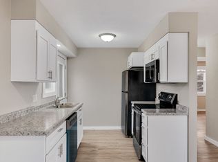 402-404 3rd Ave N #404-1/2, Onalaska, WI 54650