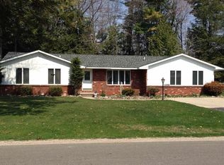 1098 Margo St, Tawas City, MI 48763